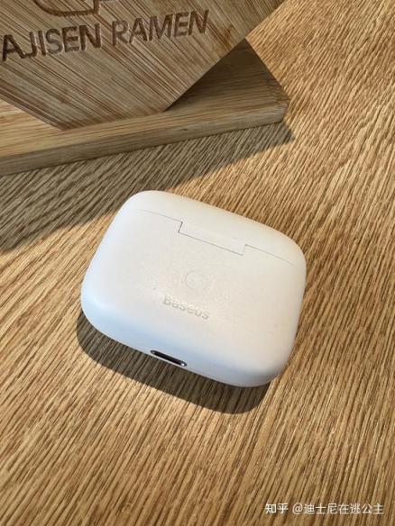 无线降噪蓝牙耳机